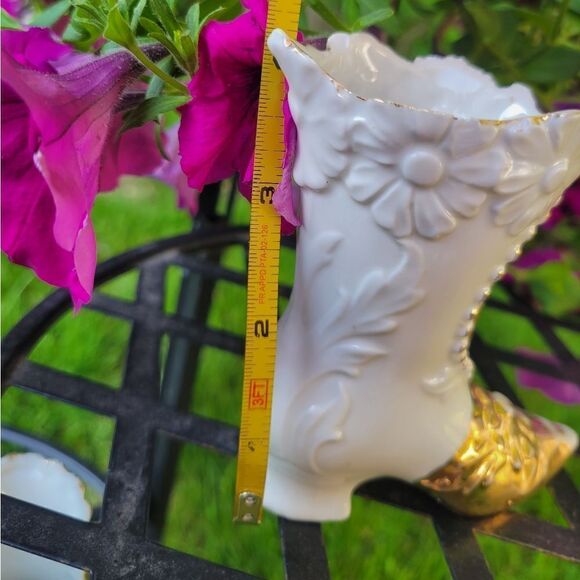 Porcelain Boot - Picture 4 of 13